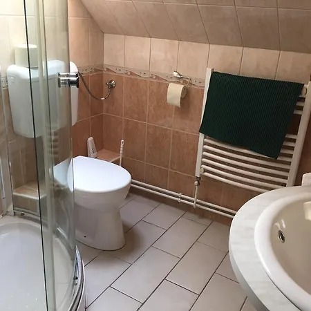 Faskerti Vendeghaz Gasthof Gyula