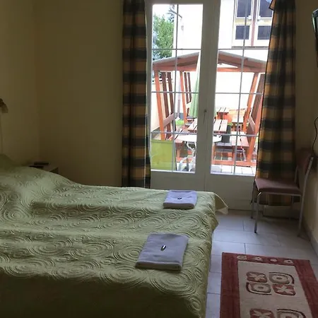 Faskerti Vendeghaz Gyula